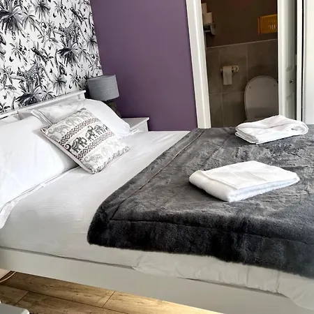 Hightree House * كورك