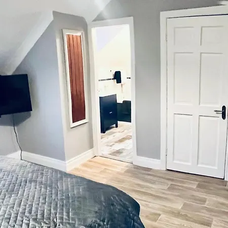 Hightree House * Cork