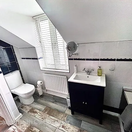 Ubytování v soukromí Hightree House *