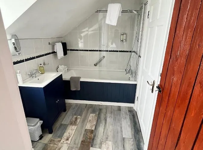 Hightree House Homestay szállás *